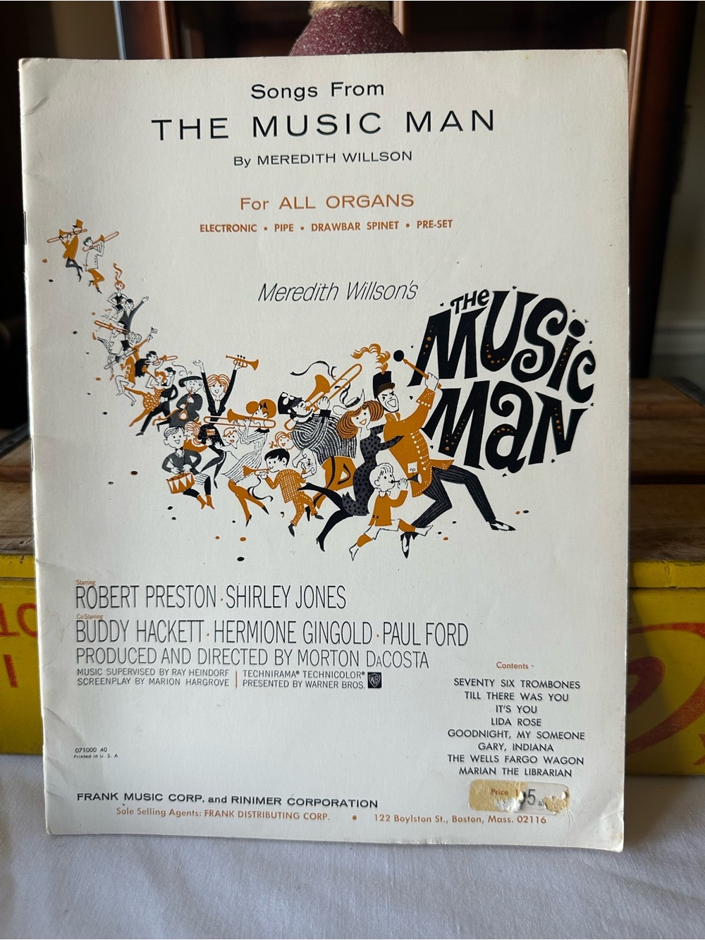 VINTAGE "THE MUSIC MAN" PRINTED MUSIC BOOK FOR ALL ORGANS; FRANK MUSIC CORP